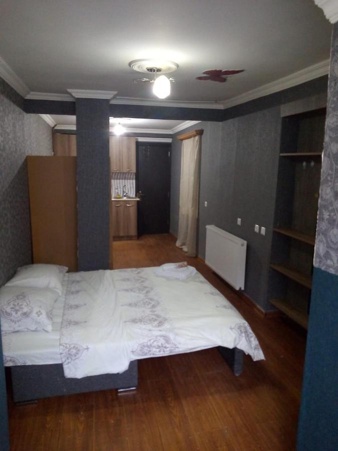 Vake-House Hotel Tbilisi Exterior foto